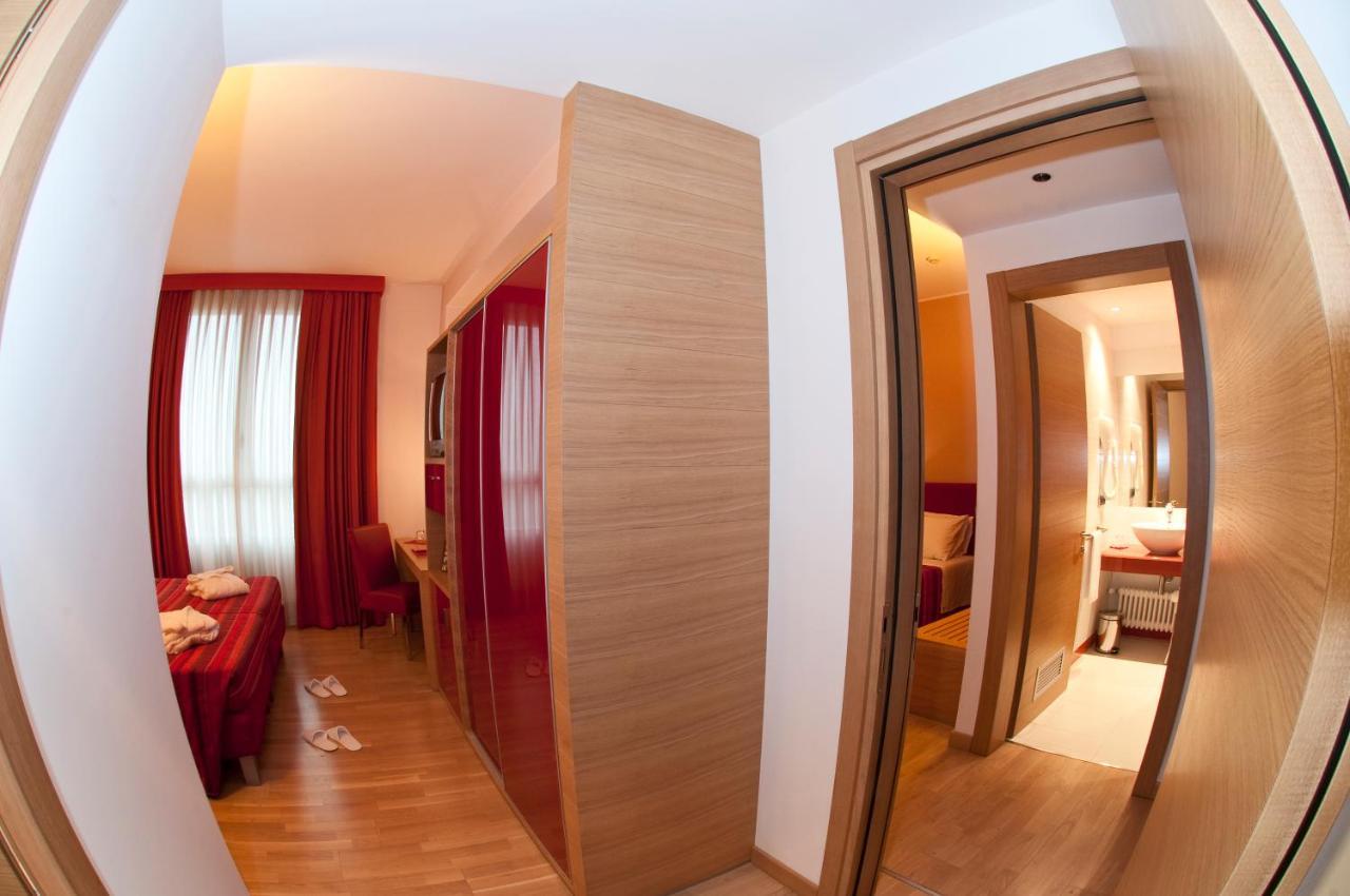 Hotel Remilia Reggio nell'Emilia Esterno foto