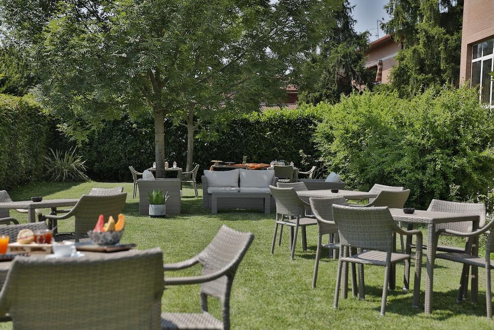 Hotel Remilia Reggio nell'Emilia Esterno foto